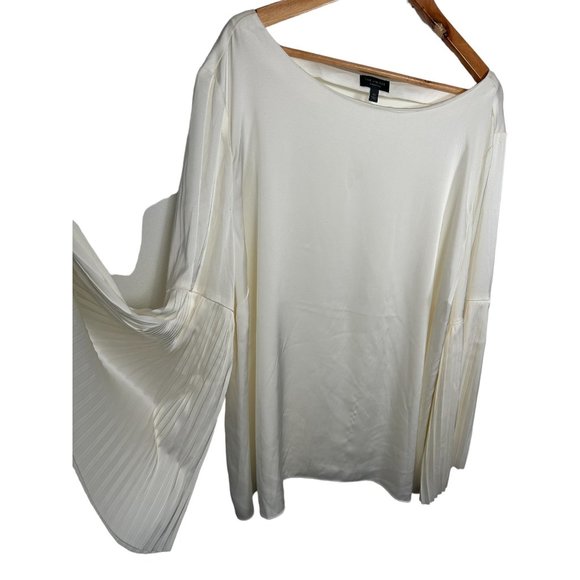 The Limited Collection 3X Blouse Top Womens Cream Angel Sleeves Flowy Poly Spand - Picture 4 of 16